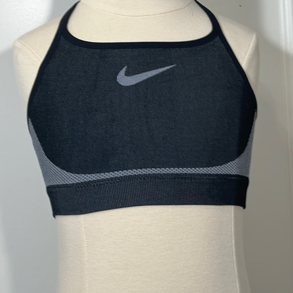 Black Nike Top